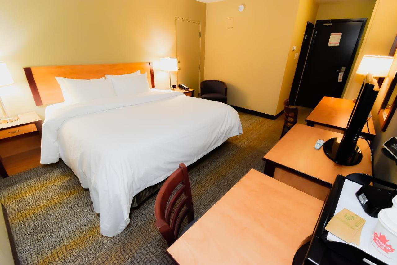 Canad Inns Destination Centre Windsor Park 위니펙 외부 사진