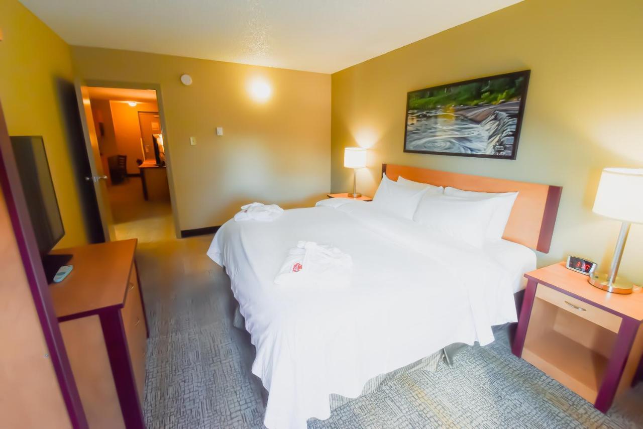Canad Inns Destination Centre Windsor Park 위니펙 외부 사진