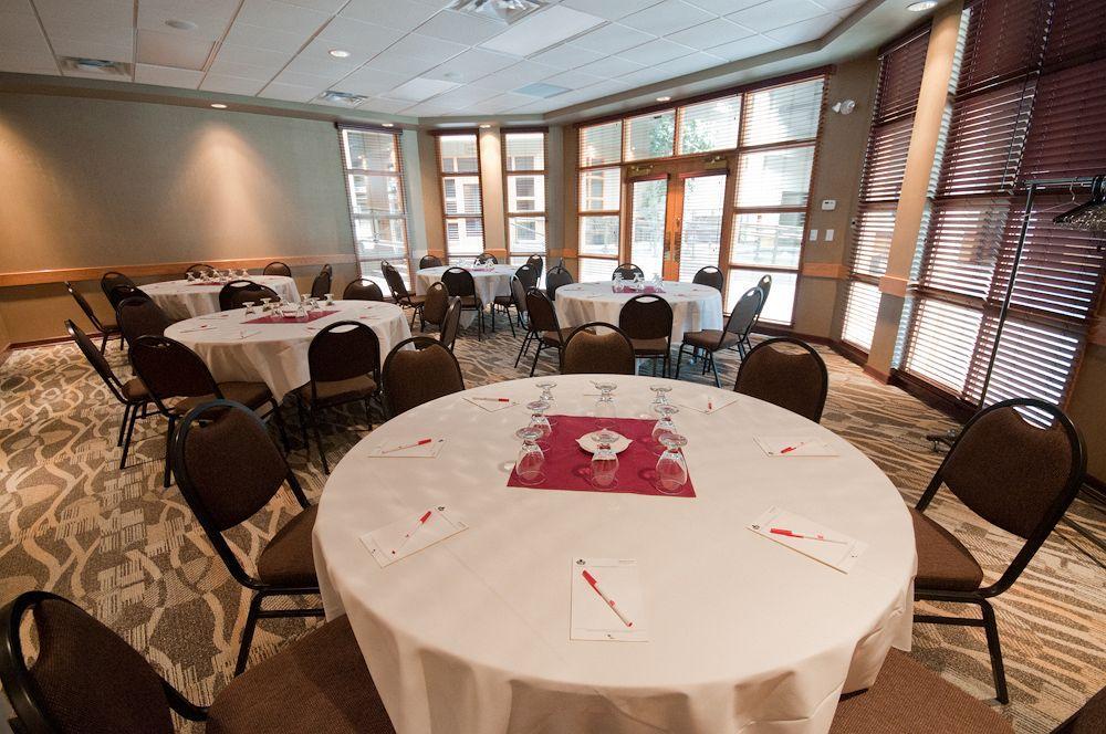 Canad Inns Destination Centre Windsor Park 위니펙 외부 사진