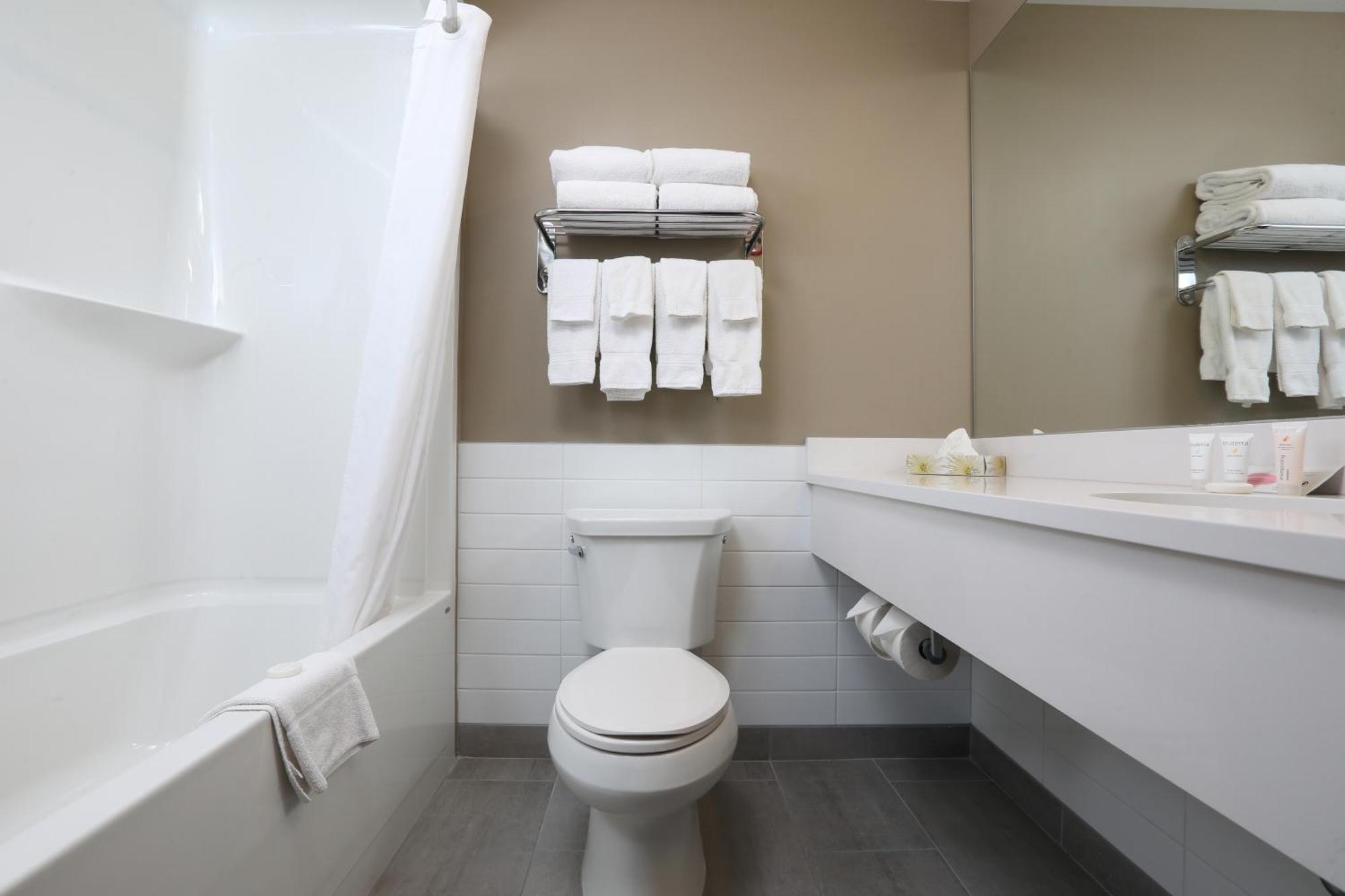 Canad Inns Destination Centre Windsor Park 위니펙 외부 사진