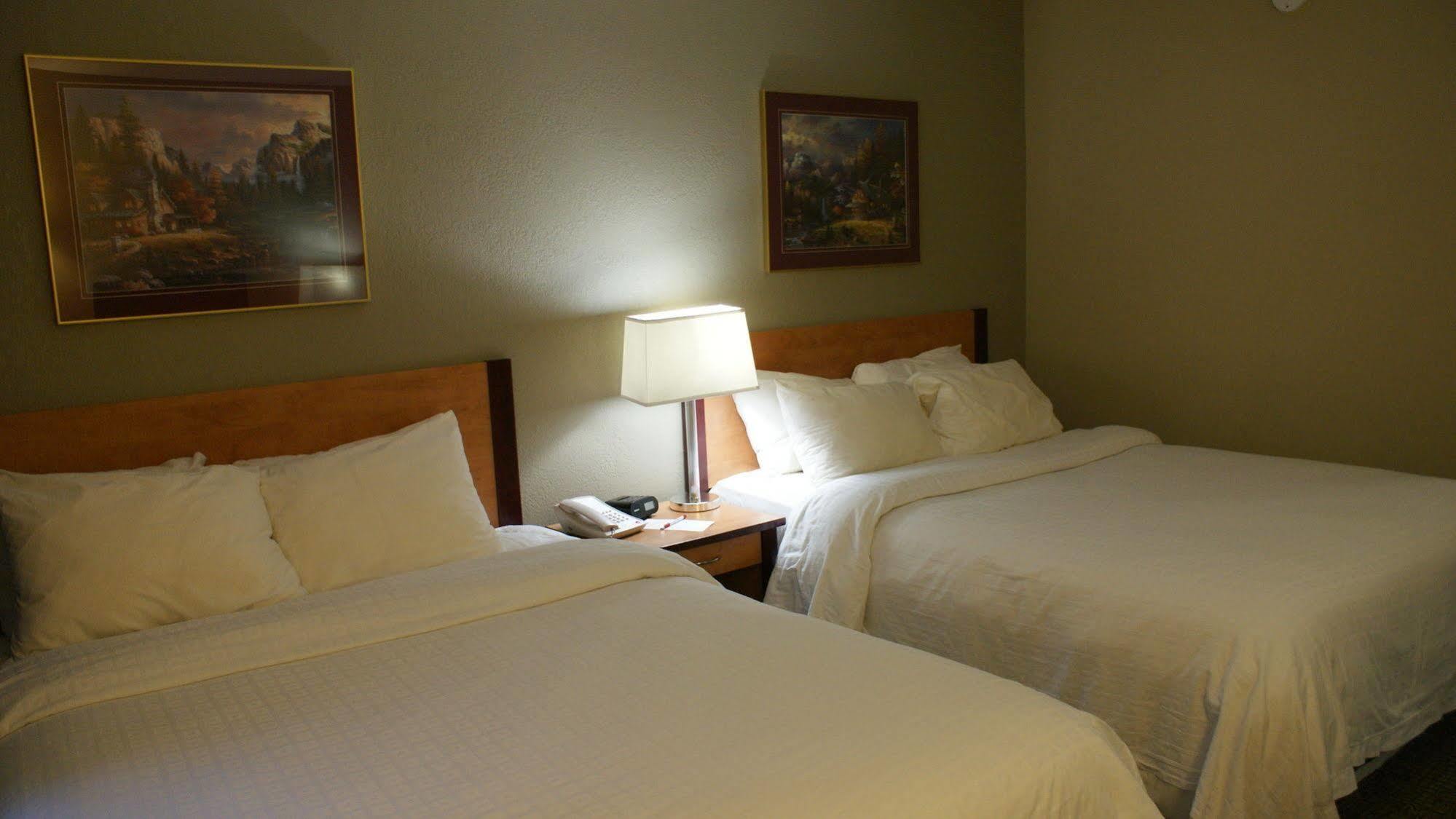 Canad Inns Destination Centre Windsor Park 위니펙 외부 사진