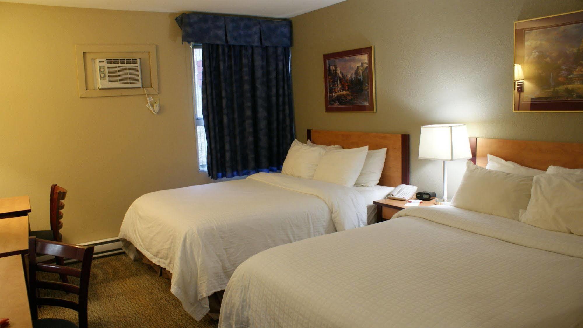 Canad Inns Destination Centre Windsor Park 위니펙 외부 사진